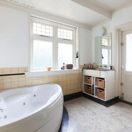 Vrijstaande Woning Tegenover Museum Gorssel