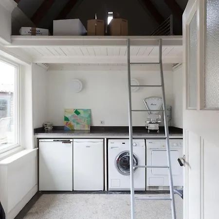 Vrijstaande Woning Tegenover Museum Apartment *