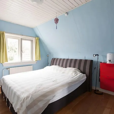 Vrijstaande Woning Tegenover Museum Apartment *